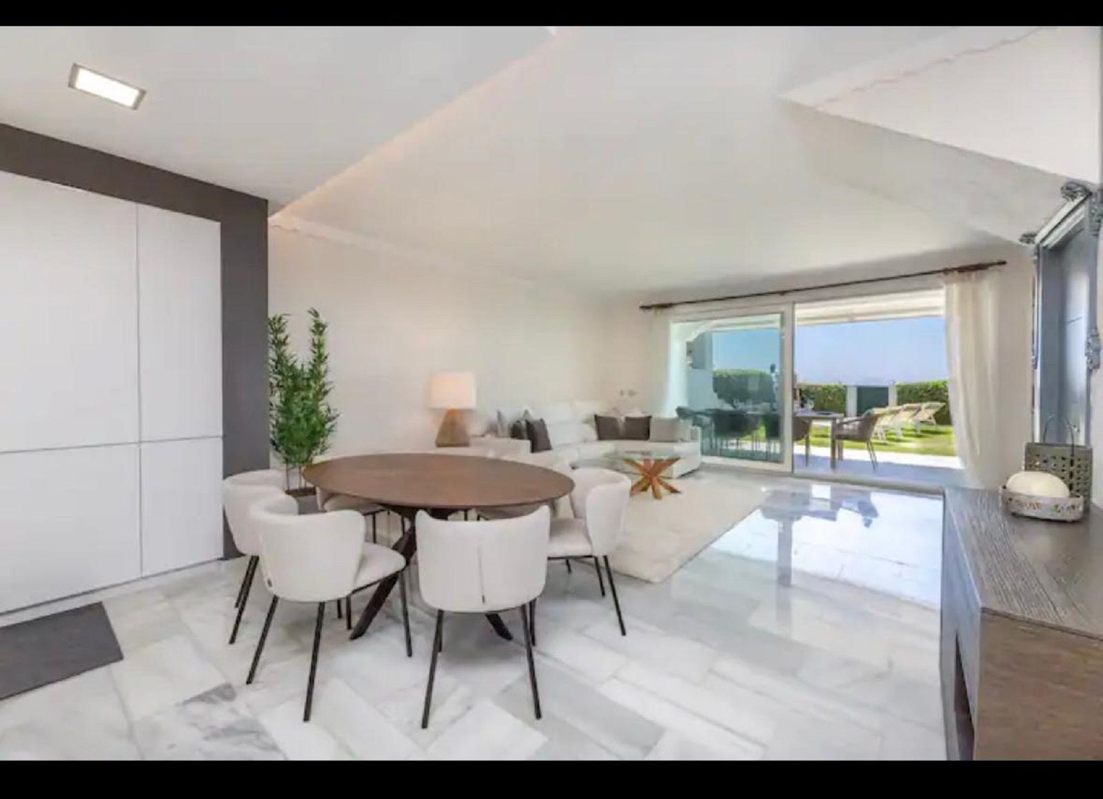 4 Bedroom Villa in Marbella - Photo 5