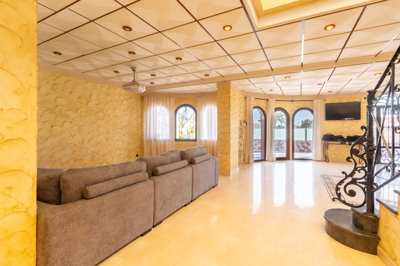 Moradia com 4 quartos com piscina em Alicante, Espanha – Foto 5