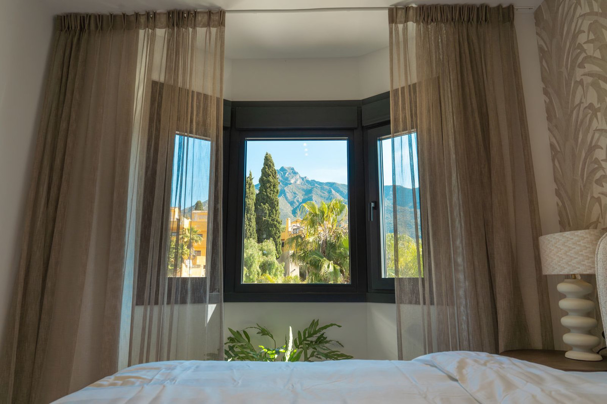 3 Bedroom Townhouse in Marbella - Photo 5