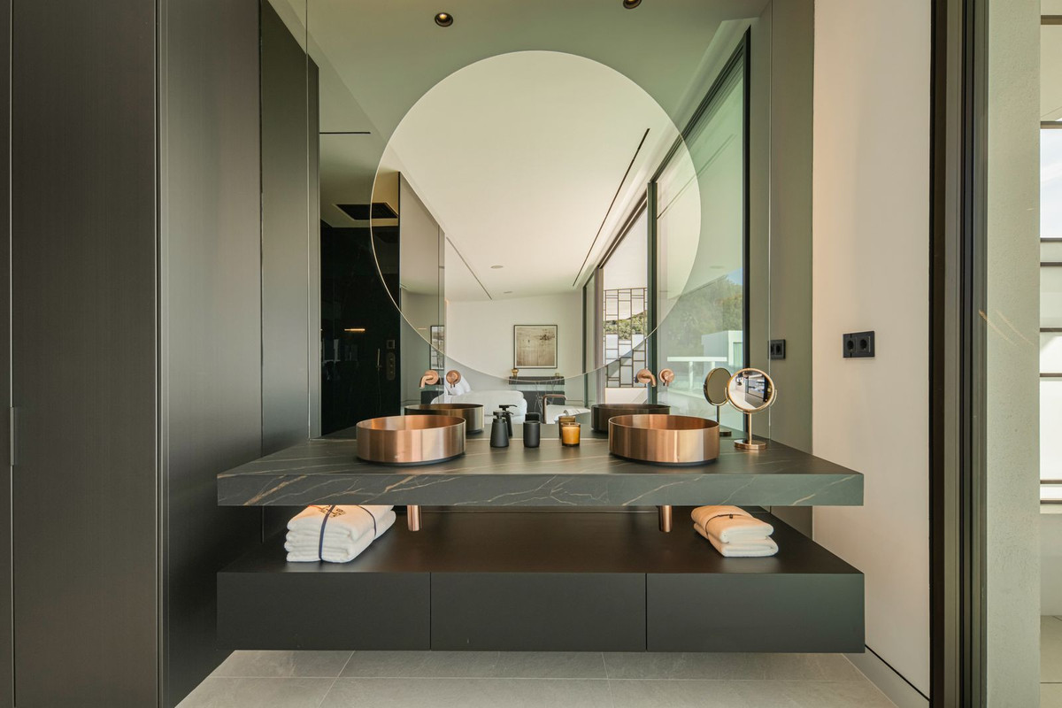3 Bedroom Villa in Marbella - Фото 29