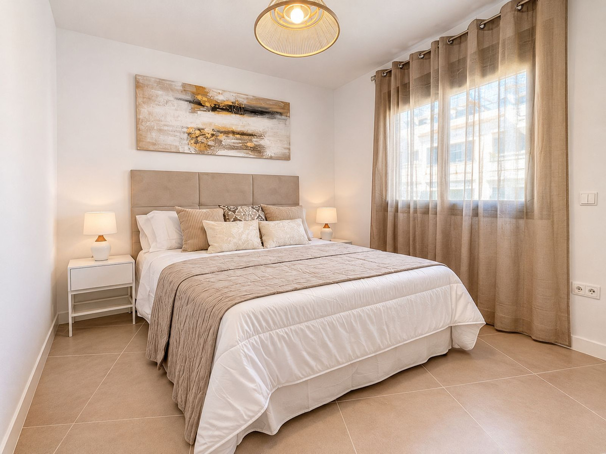 3 Bedroom Townhouse in Estepona - Photo 6