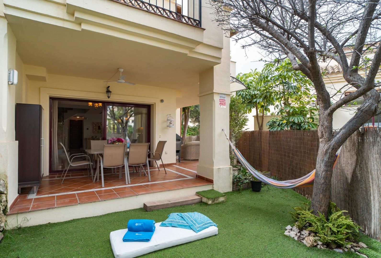 4 Bedroom Villa in Marbella - Photo 9
