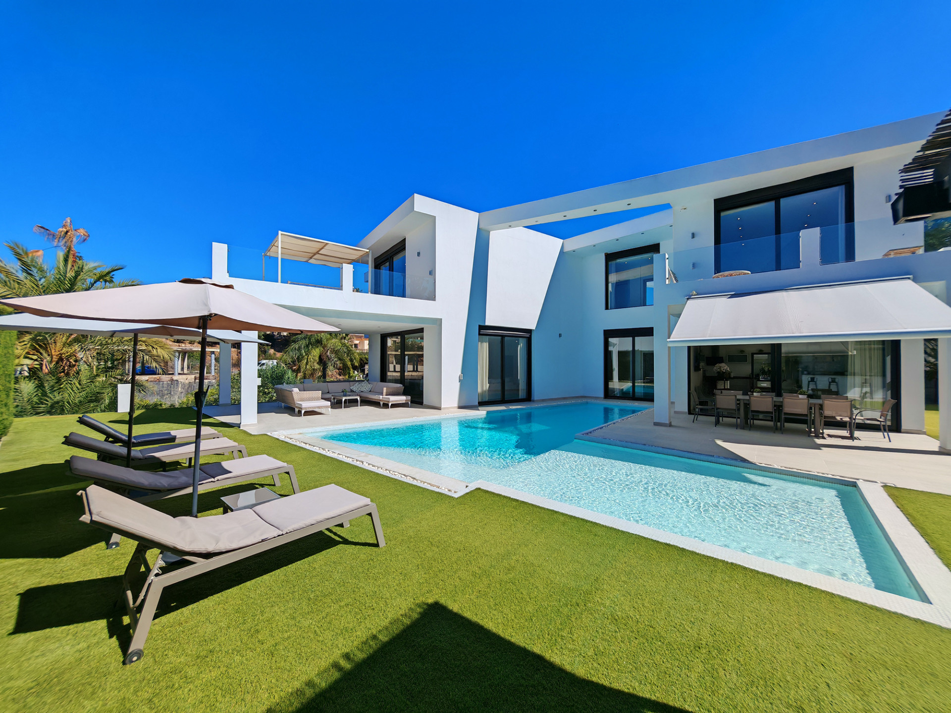 5-bed property for sale in El Rosario