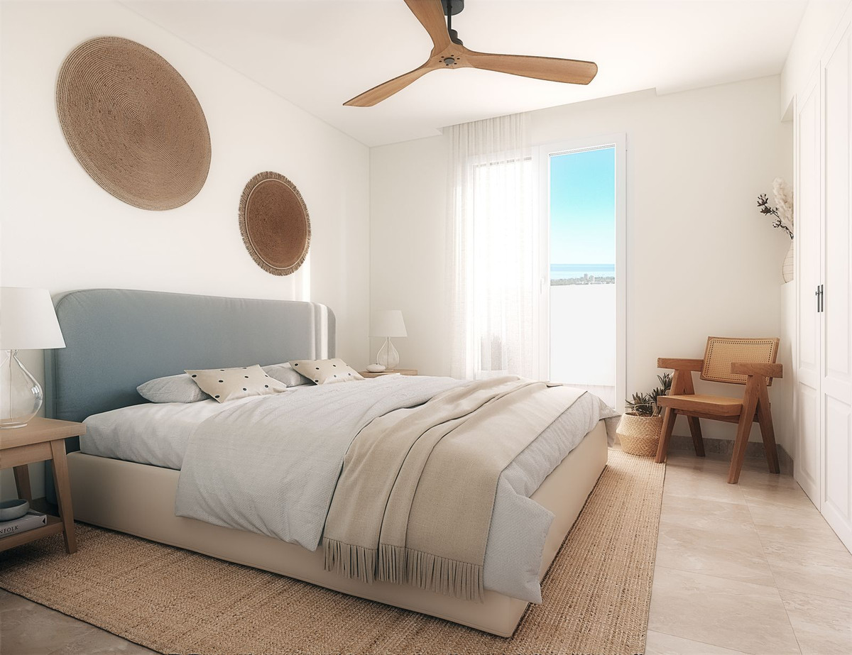 2 Bedroom Apartment in Marbella - Photo 10