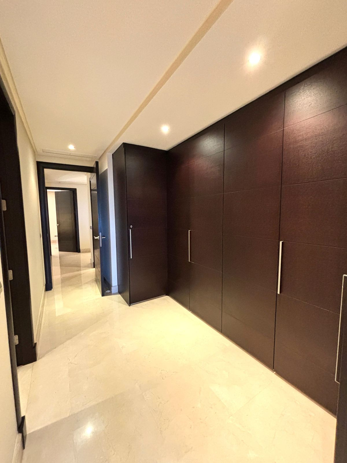 2 Bedroom Apartment in Marbella - Photo 21