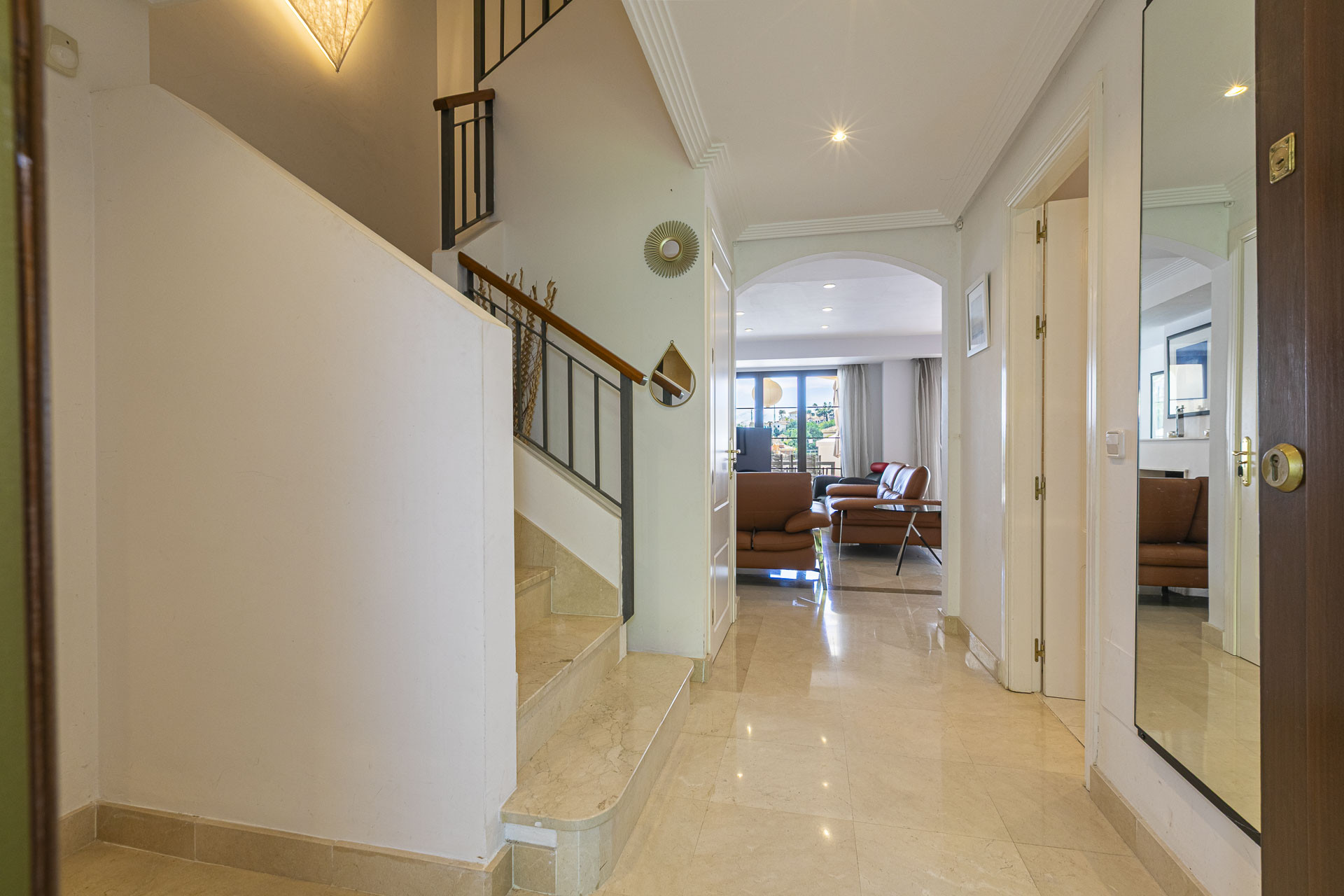 4 Bedroom Townhouse in Benahavís - Foto 10