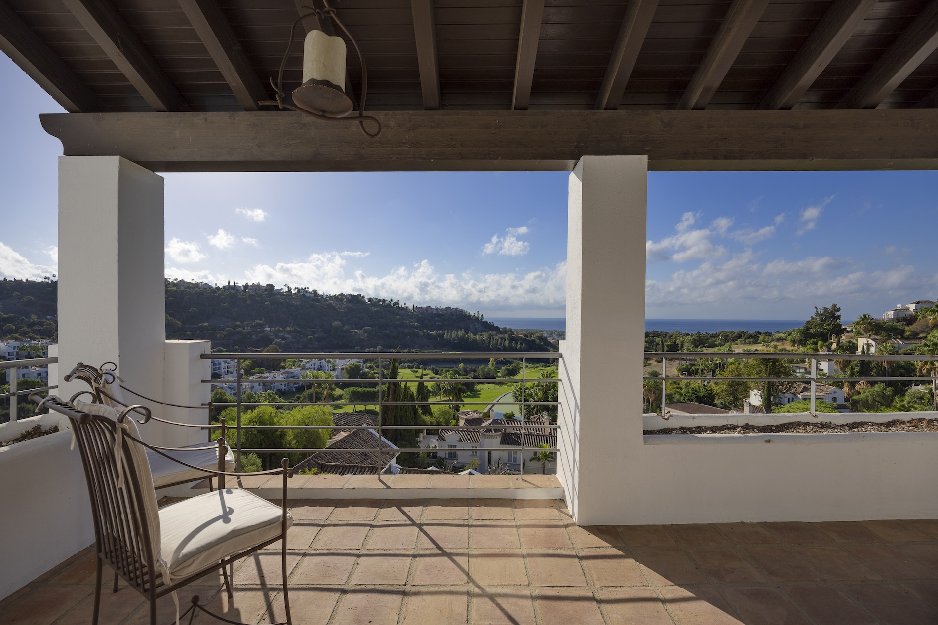6 Bedroom Villa in Benahavís - Фото 11