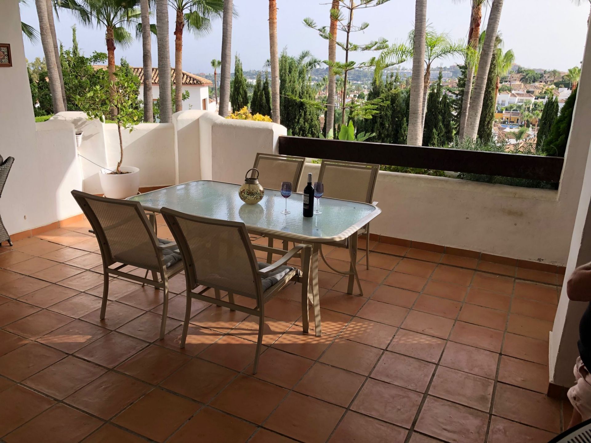 2 Bedroom Apartment in Marbella - Photo 20
