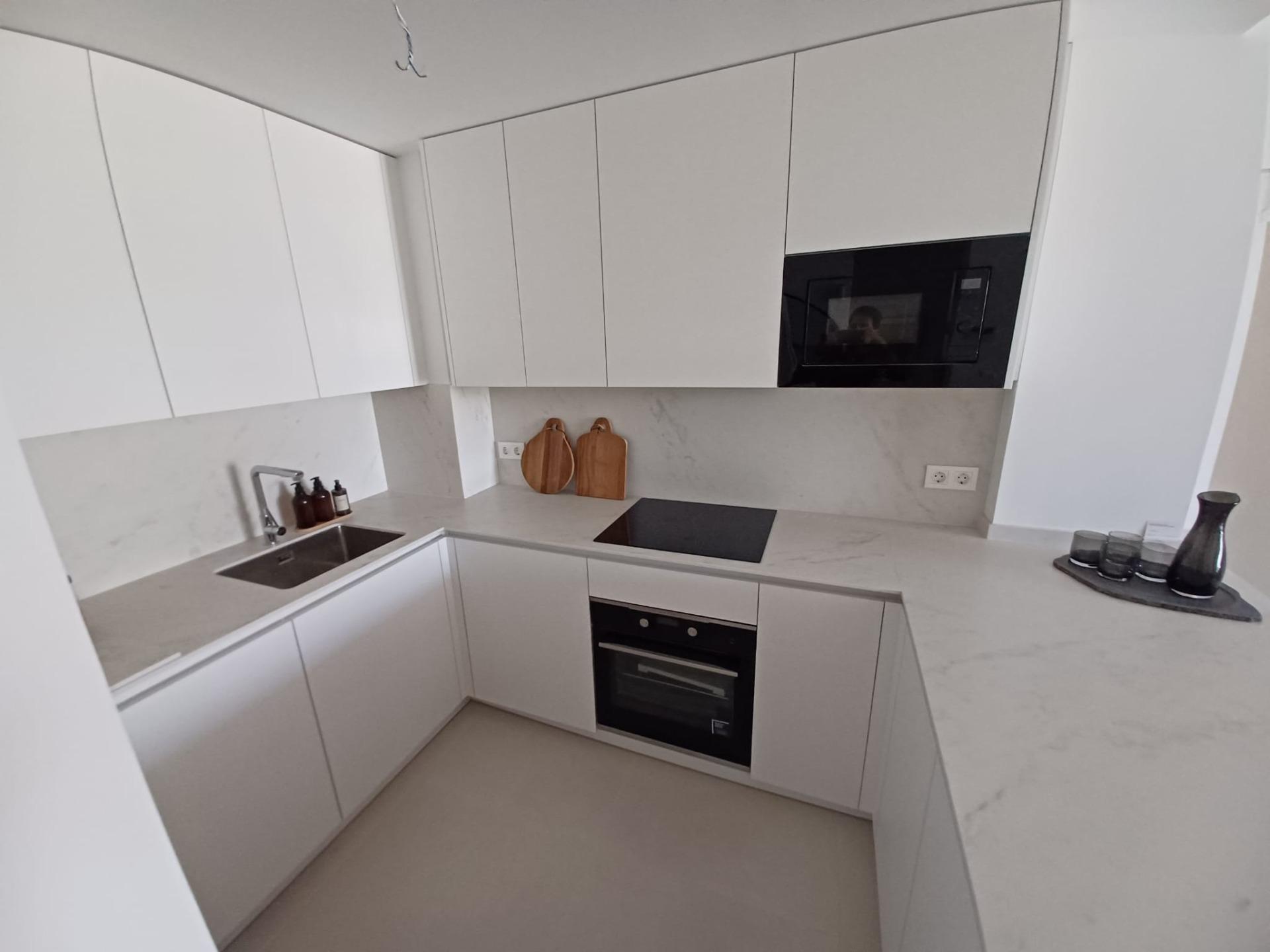 2 Bedroom Apartment in Benalmádena - Foto 6