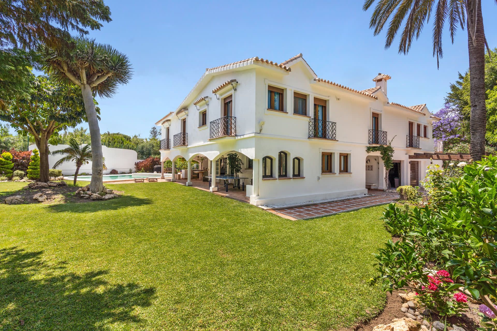 4 Bedroom Villa in San Pedro de Alcántara - Photo 35