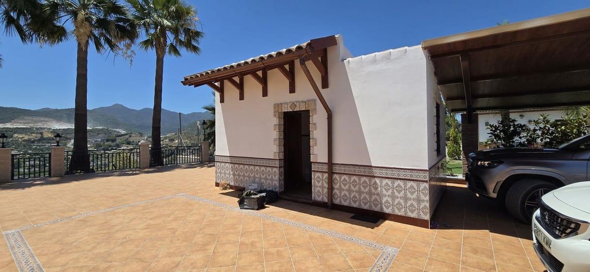 5 Bedroom Villa in Coín - Photo 11