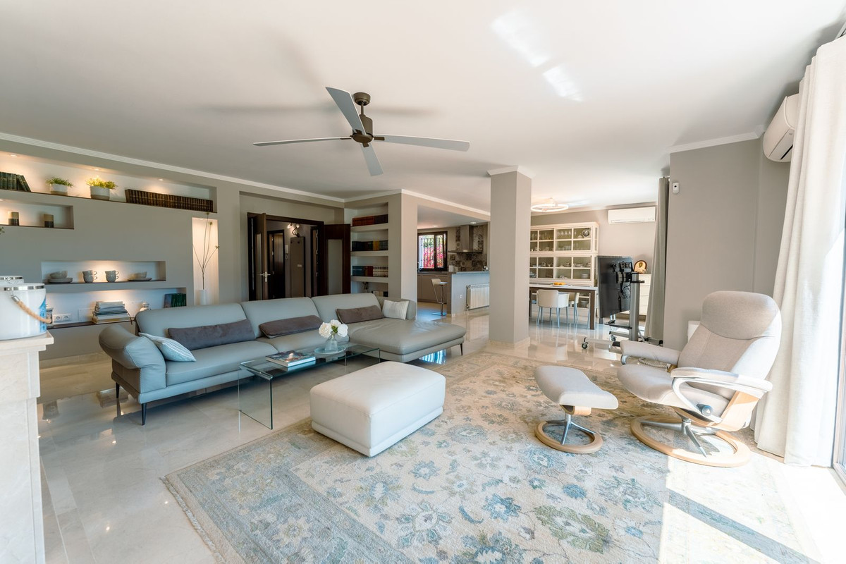 5 Bedroom Villa in San Pedro de Alcántara - Foto 4