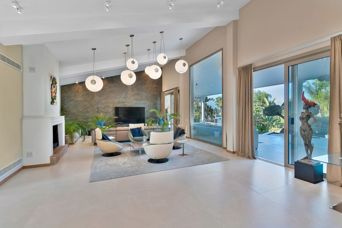 6 Bedroom Villa in San Pedro de Alcántara - Foto 10