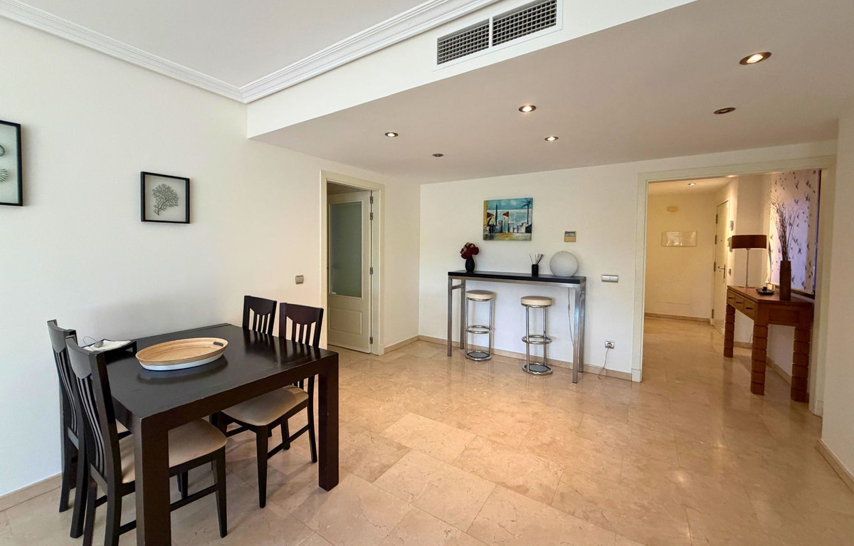 3 Bedroom Apartment in Casares - Photo 12