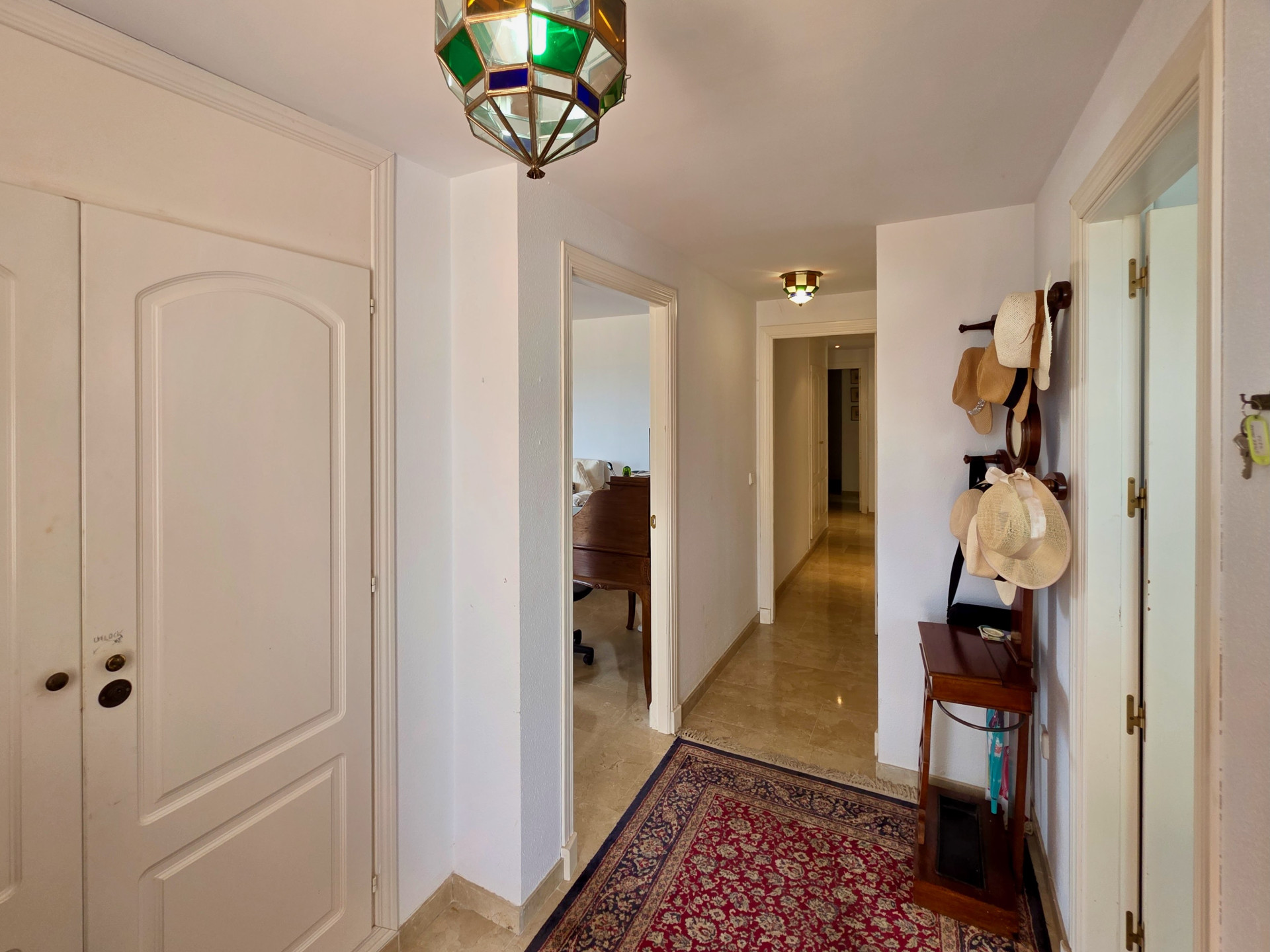 3 Bedroom Penthouse in La Duquesa - Photo 27
