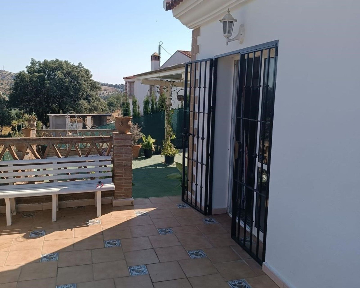4 Bedroom Country house in Monda - Foto 29