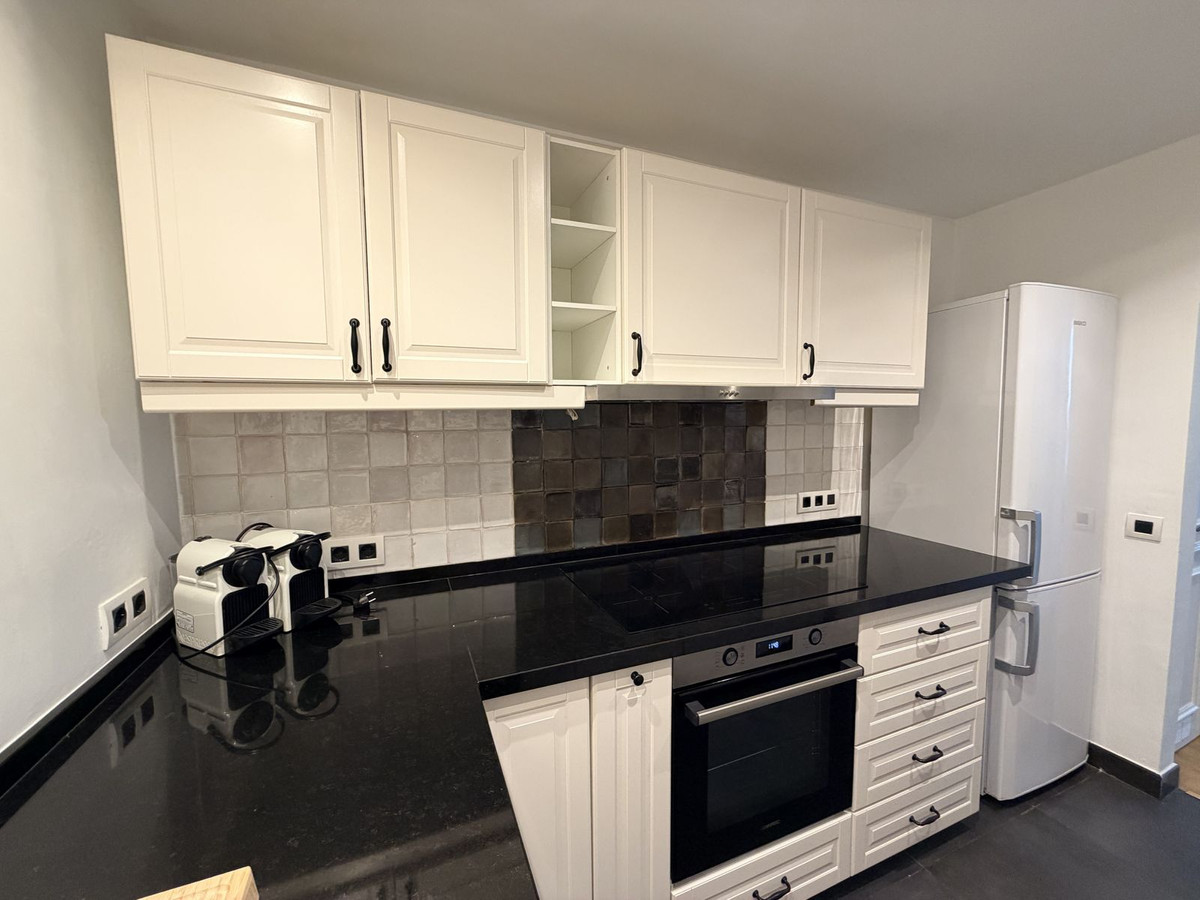 2 Bedroom Apartment in Benahavís - Foto 7