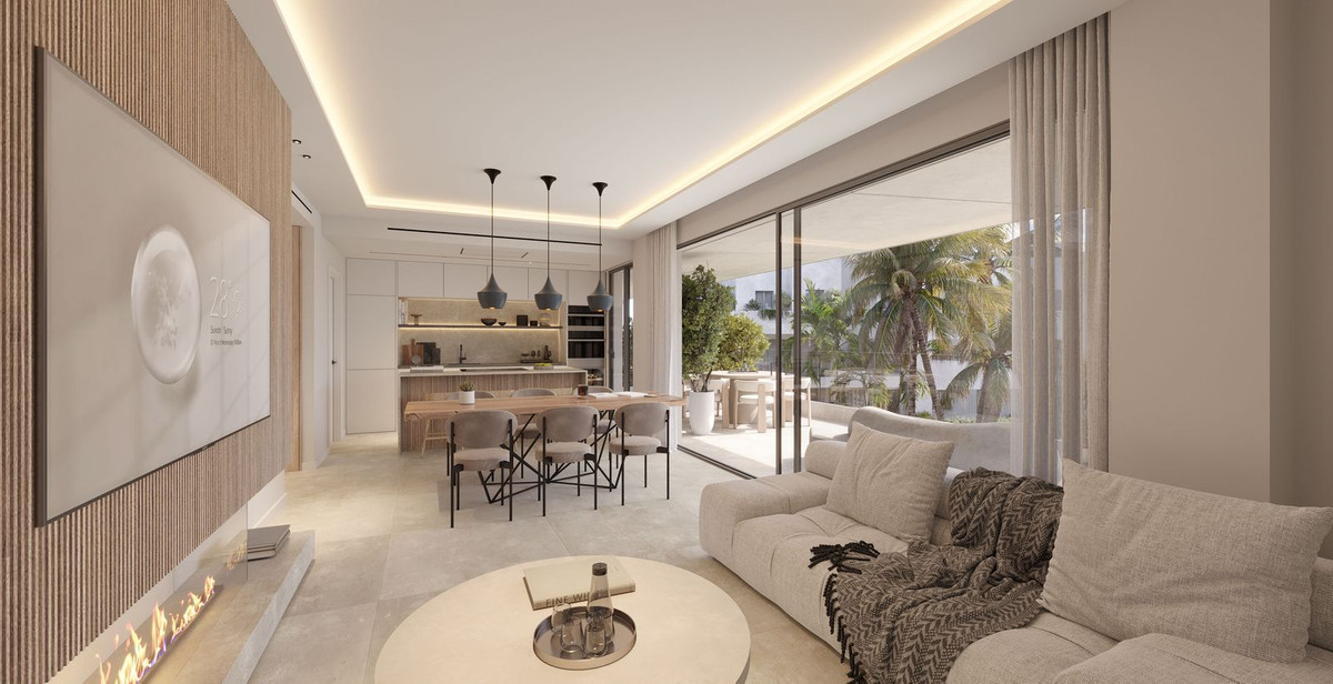 1 Bedroom Apartment in Estepona - Photo 3