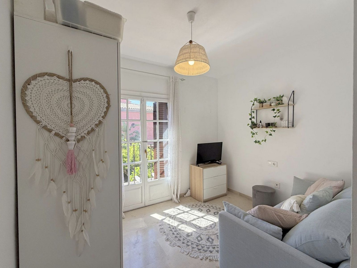 3 Bedroom Townhouse in Estepona - Фото 13