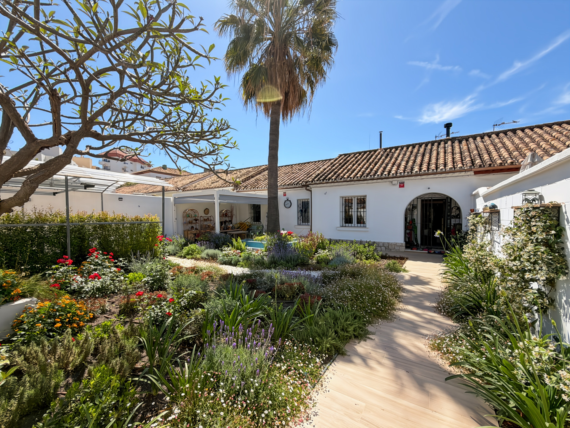 5 Bedroom Villa in Málaga - Photo 4