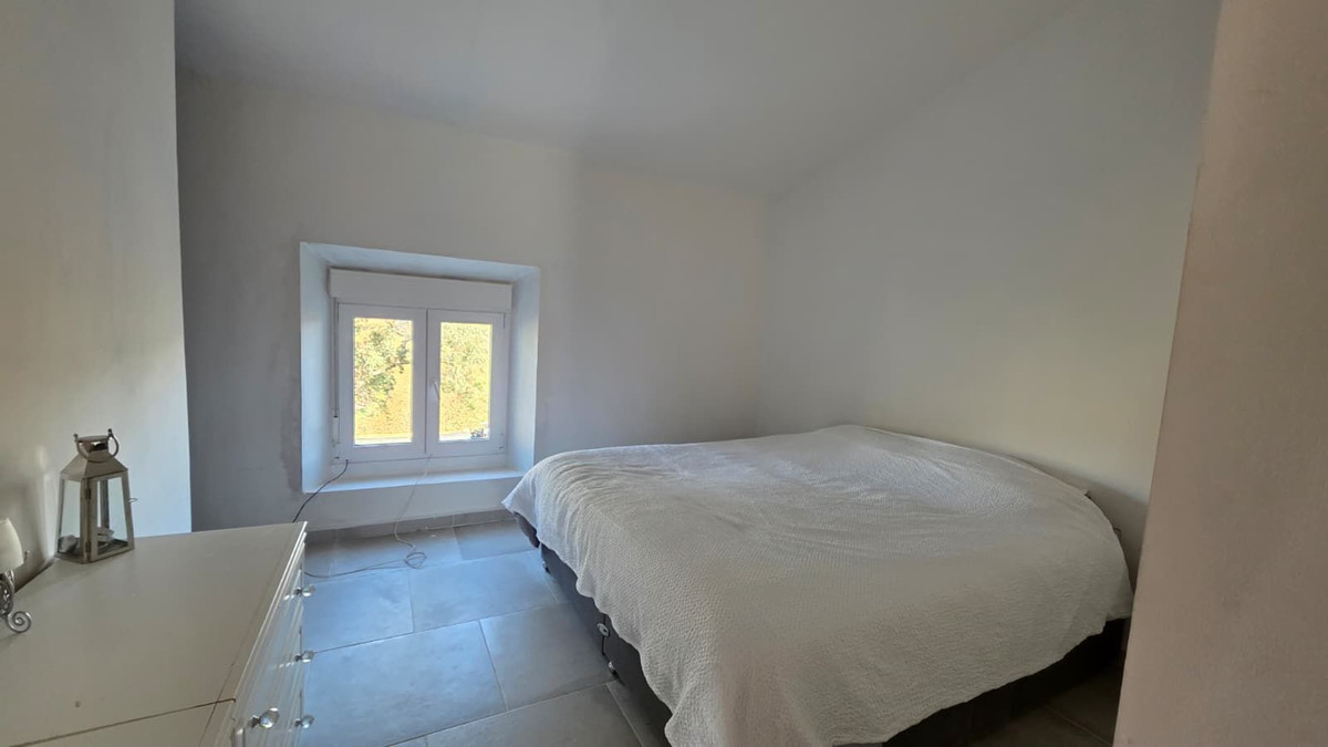 5 Bedroom Country house in Pizarra - Photo 10