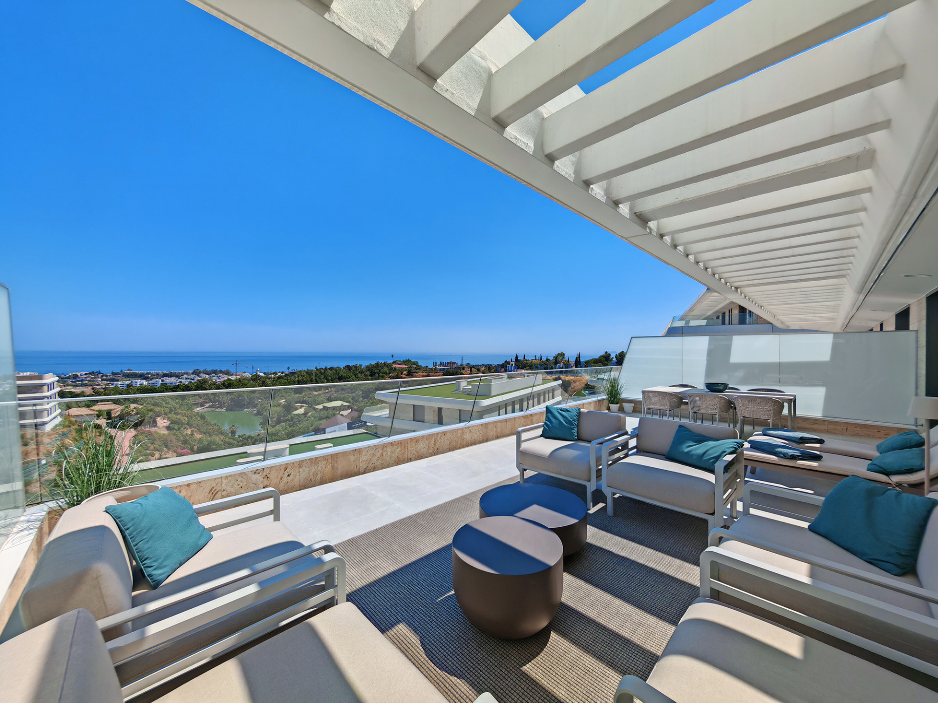 3 Bedroom Apartment in Estepona
