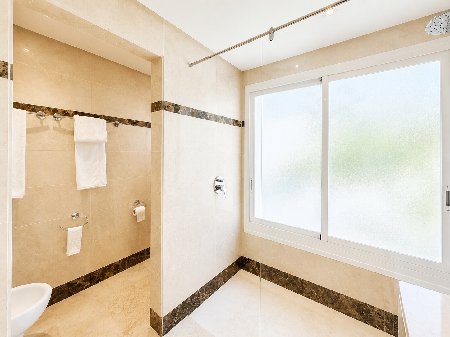 Apartamento com 3 quartos com piscina em Málaga, Espanha – Foto 8