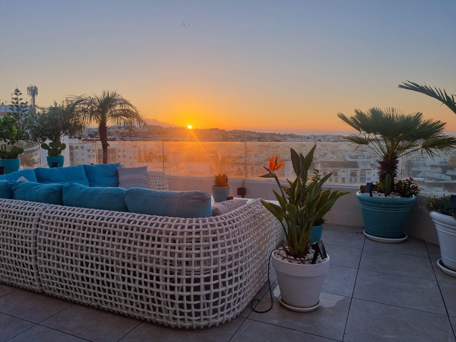 3 Bedroom Penthouse in Estepona - Photo 22