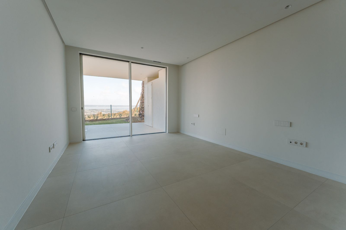 3 Bedroom Apartment in Ojén - Photo 4