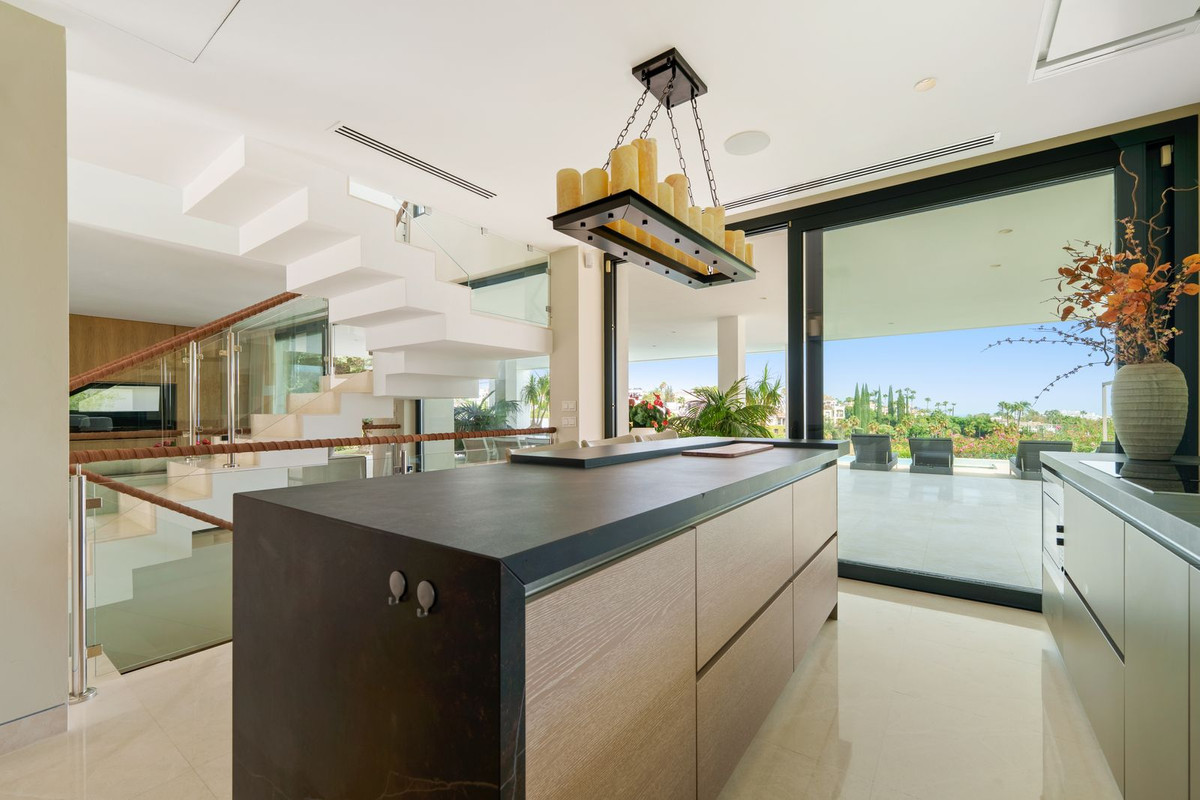 5 Bedroom Villa in Marbella - Foto 5