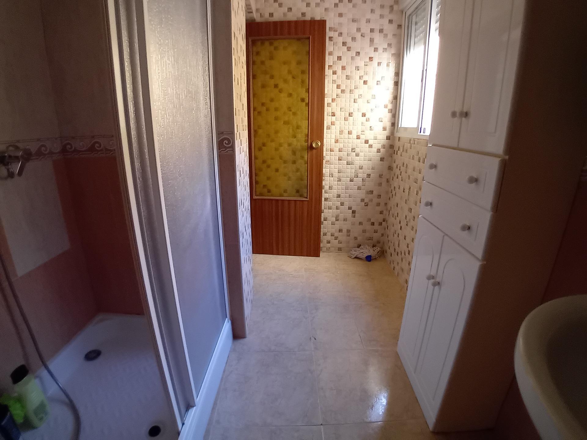 Chalet de 4 dormitorios en Murcia – Foto 16