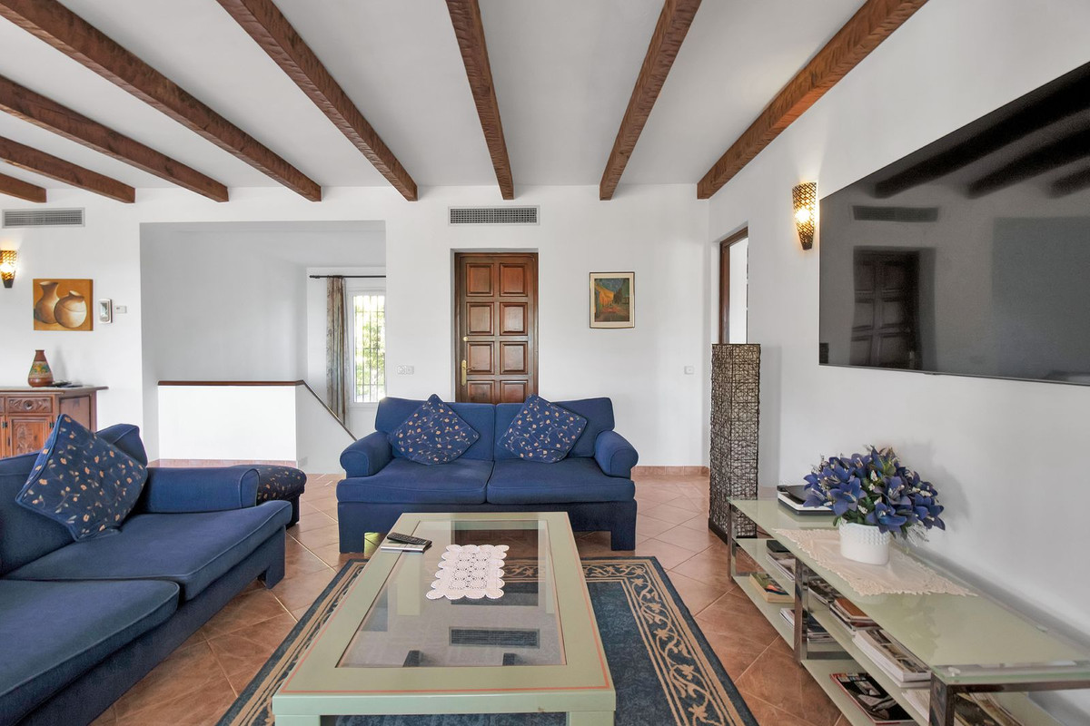 4 Bedroom Villa in San Pedro de Alcántara - Foto 8