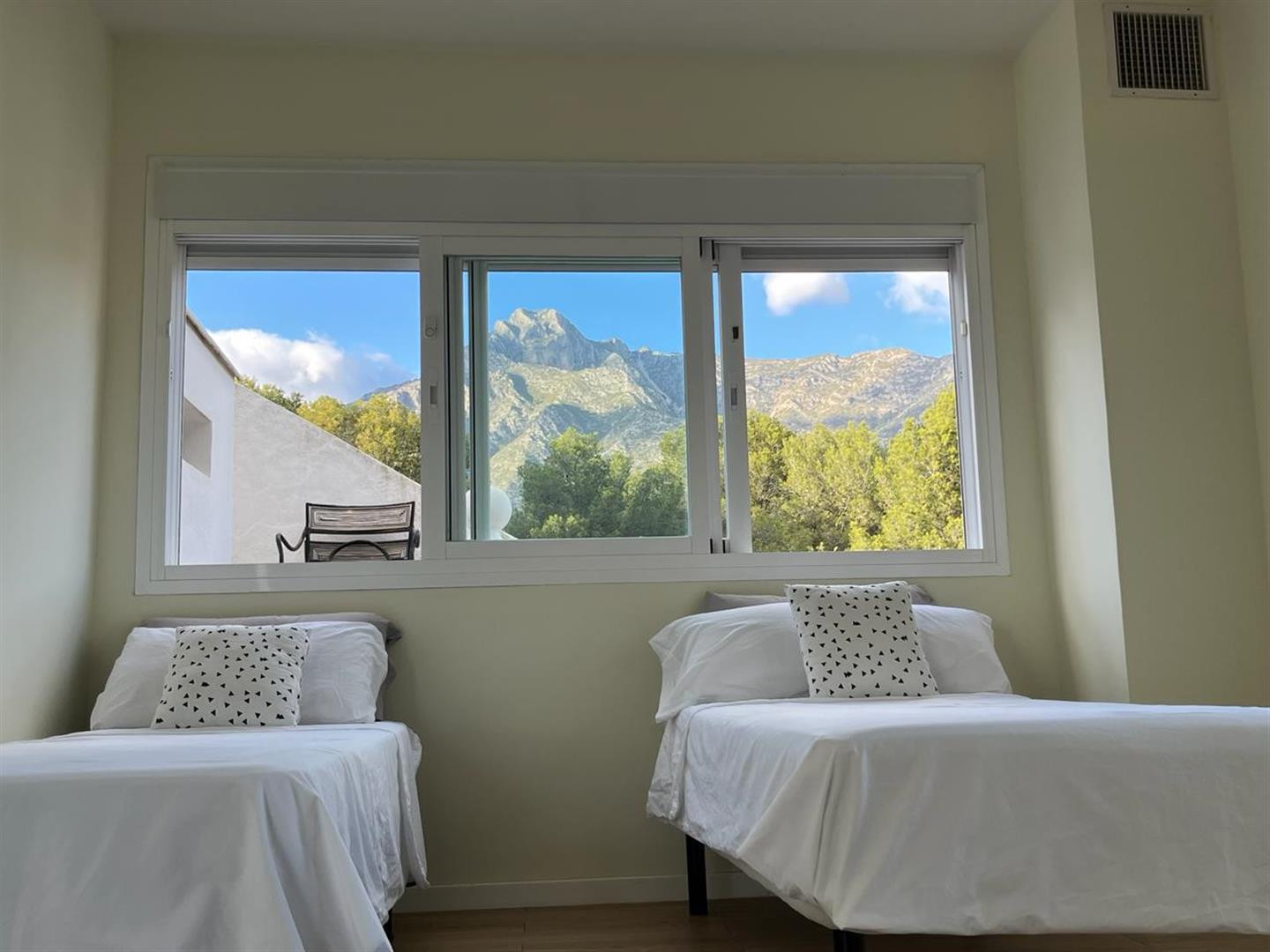 Piso de 2 dormitorios con piscina en Málaga – Foto 20