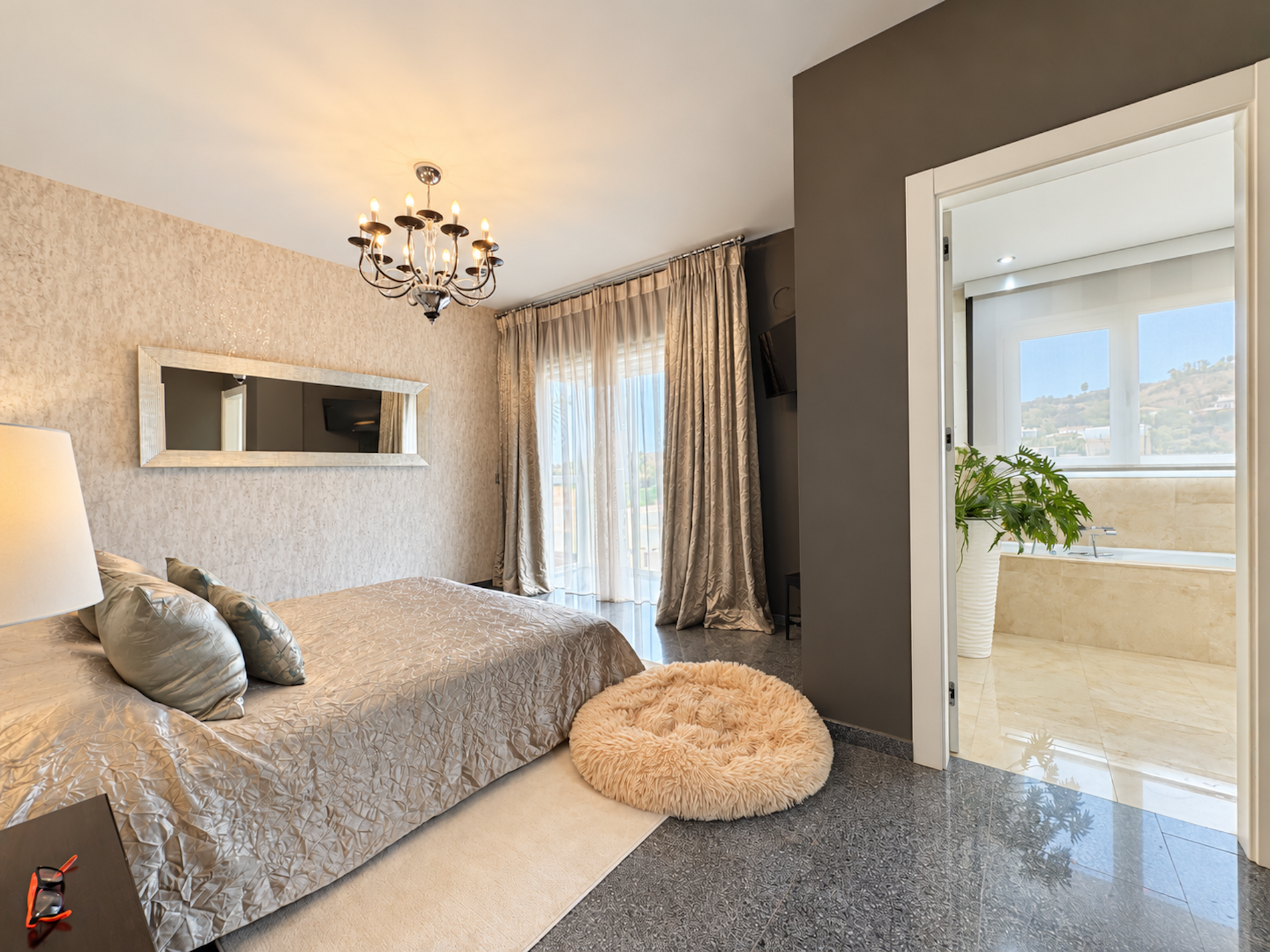 5 Bedroom Villa in Mijas - Photo 14