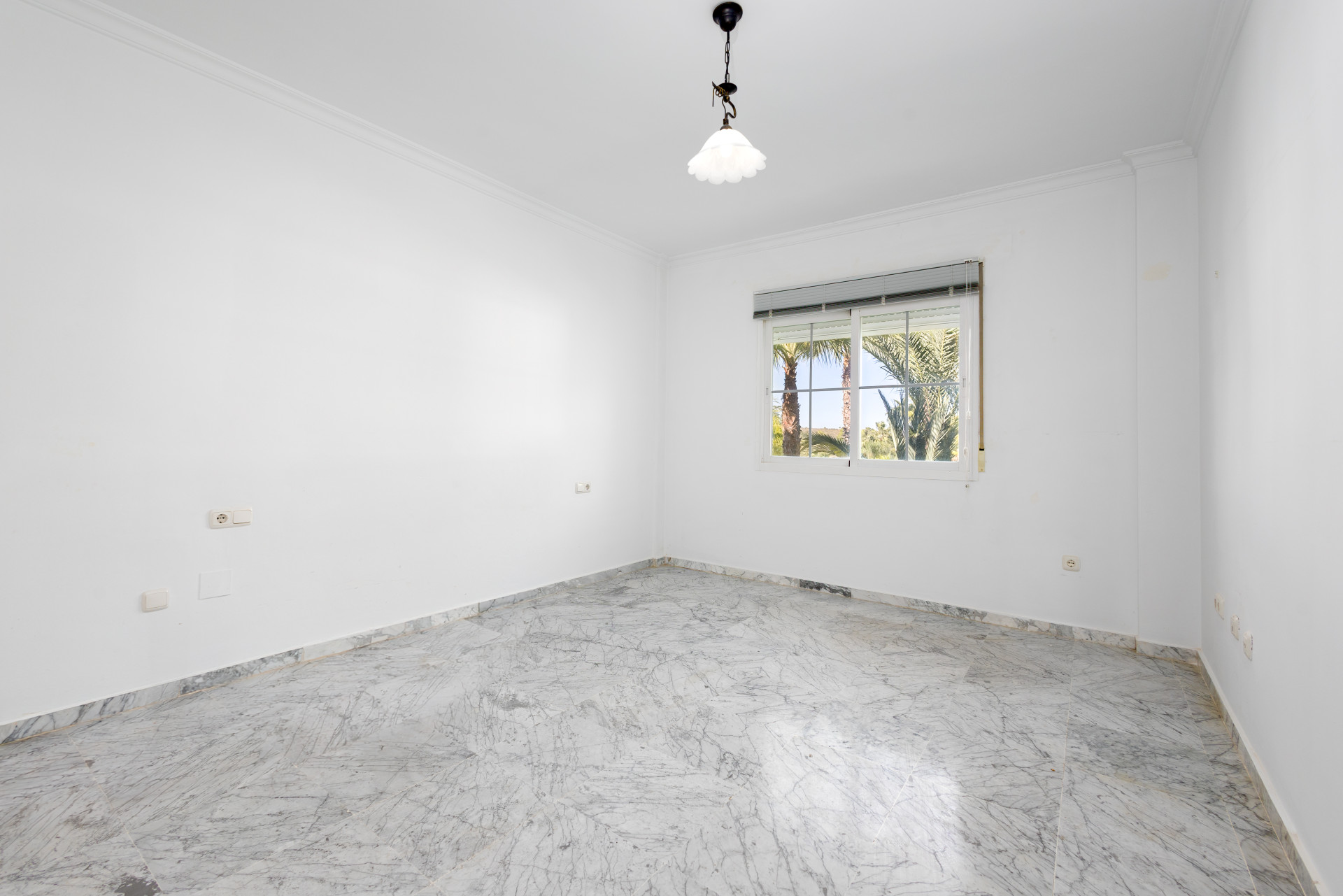 2 Bedroom Apartment in Alhaurín el Grande - Photo 14