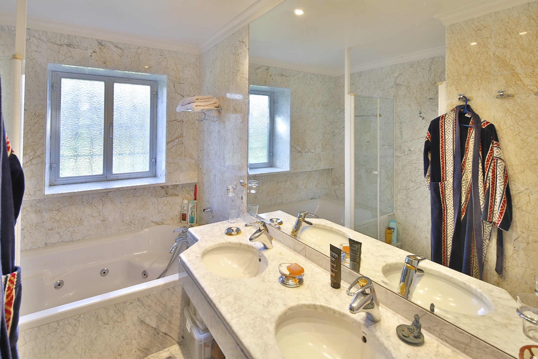 6 Bedroom Villa in San Pedro de Alcántara - Photo 12