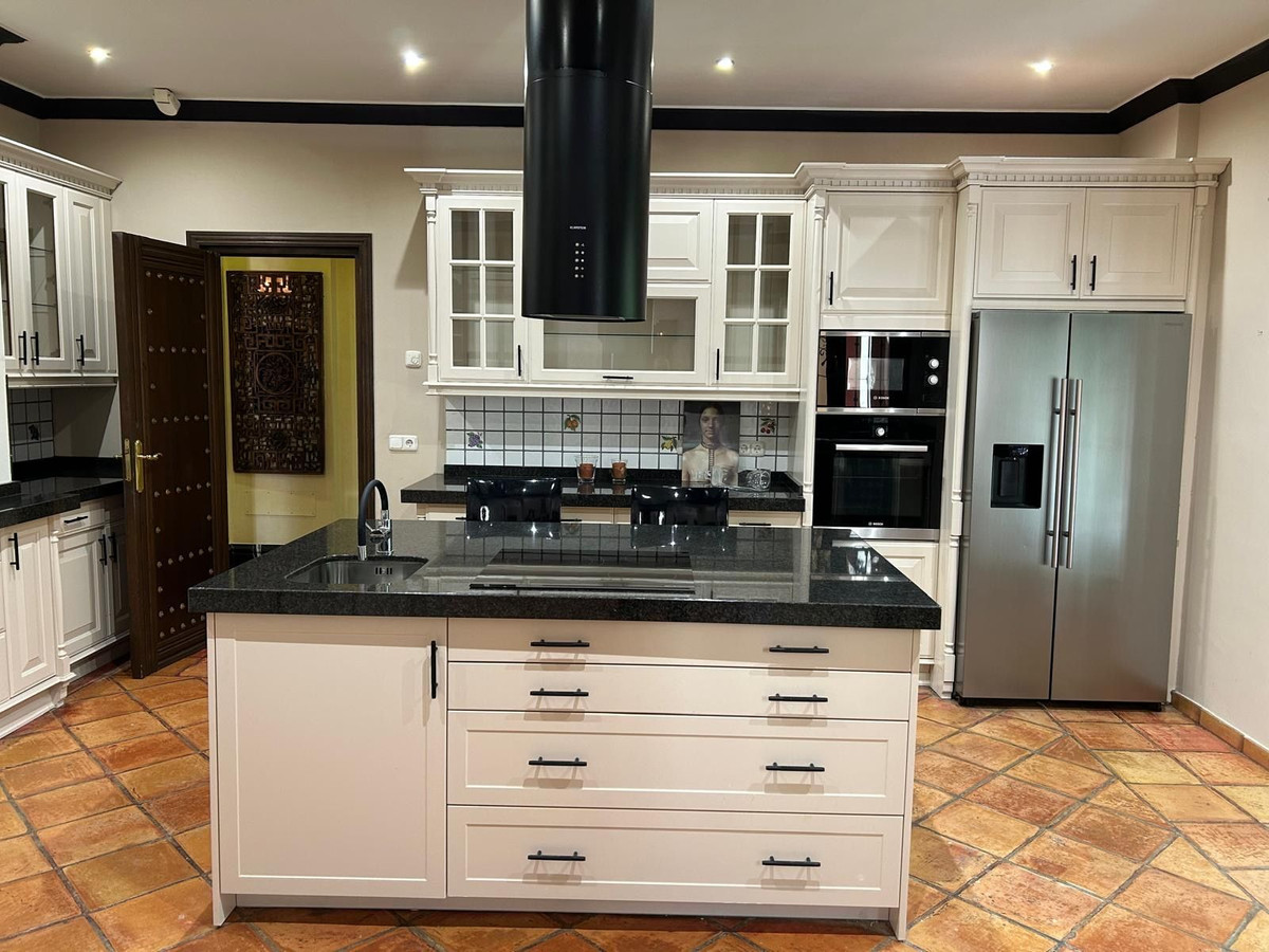 6 Bedroom Villa in Marbella - Foto 4