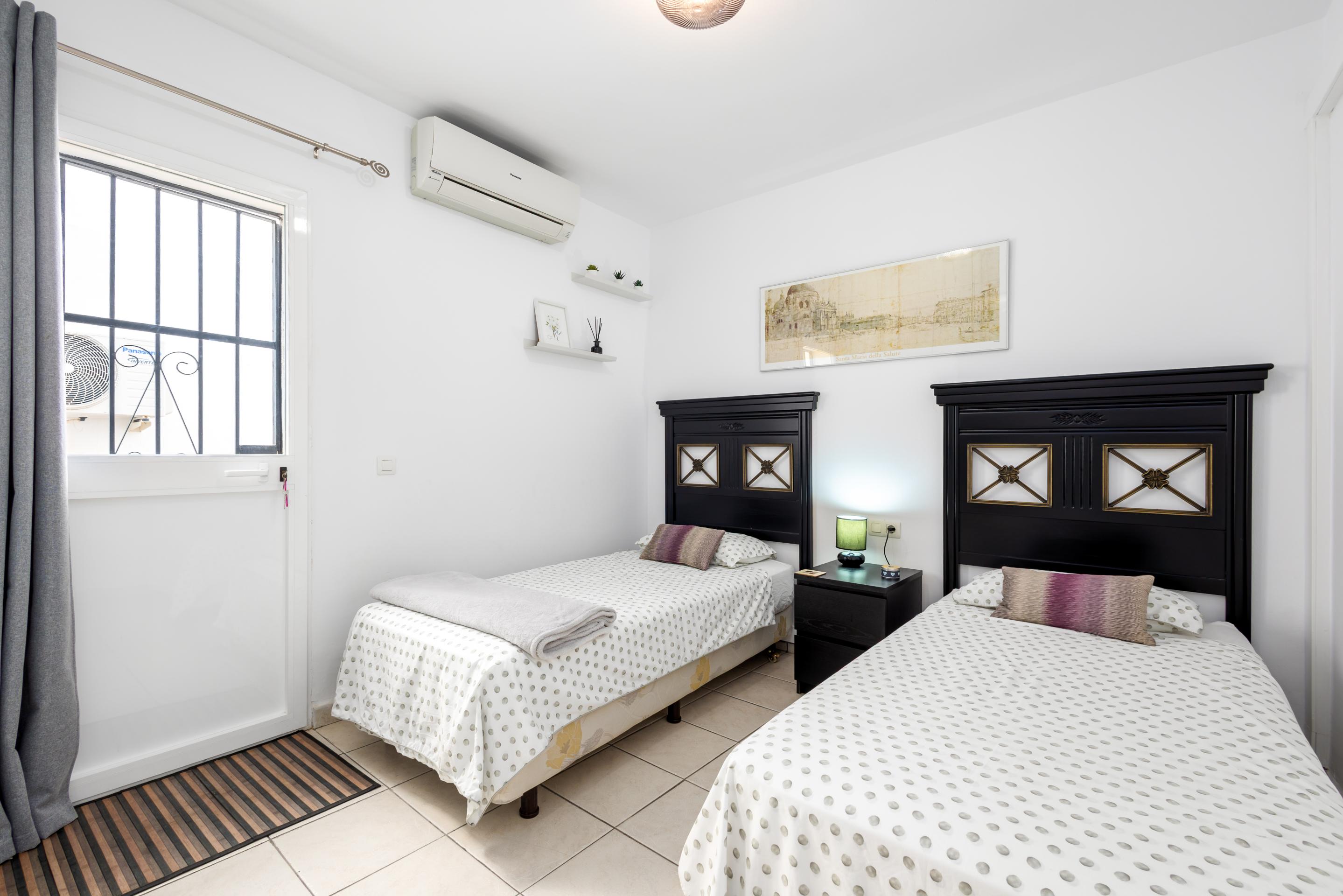 2 Bedroom Villa in Mijas - Photo 24
