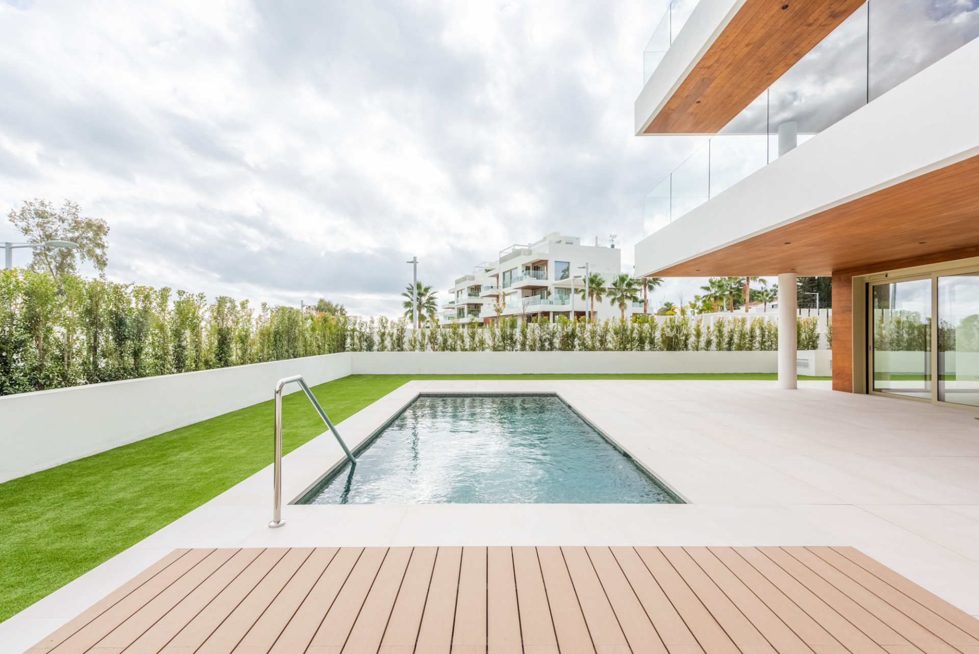 4 Bedroom Townhouse in Marbella - Photo 5