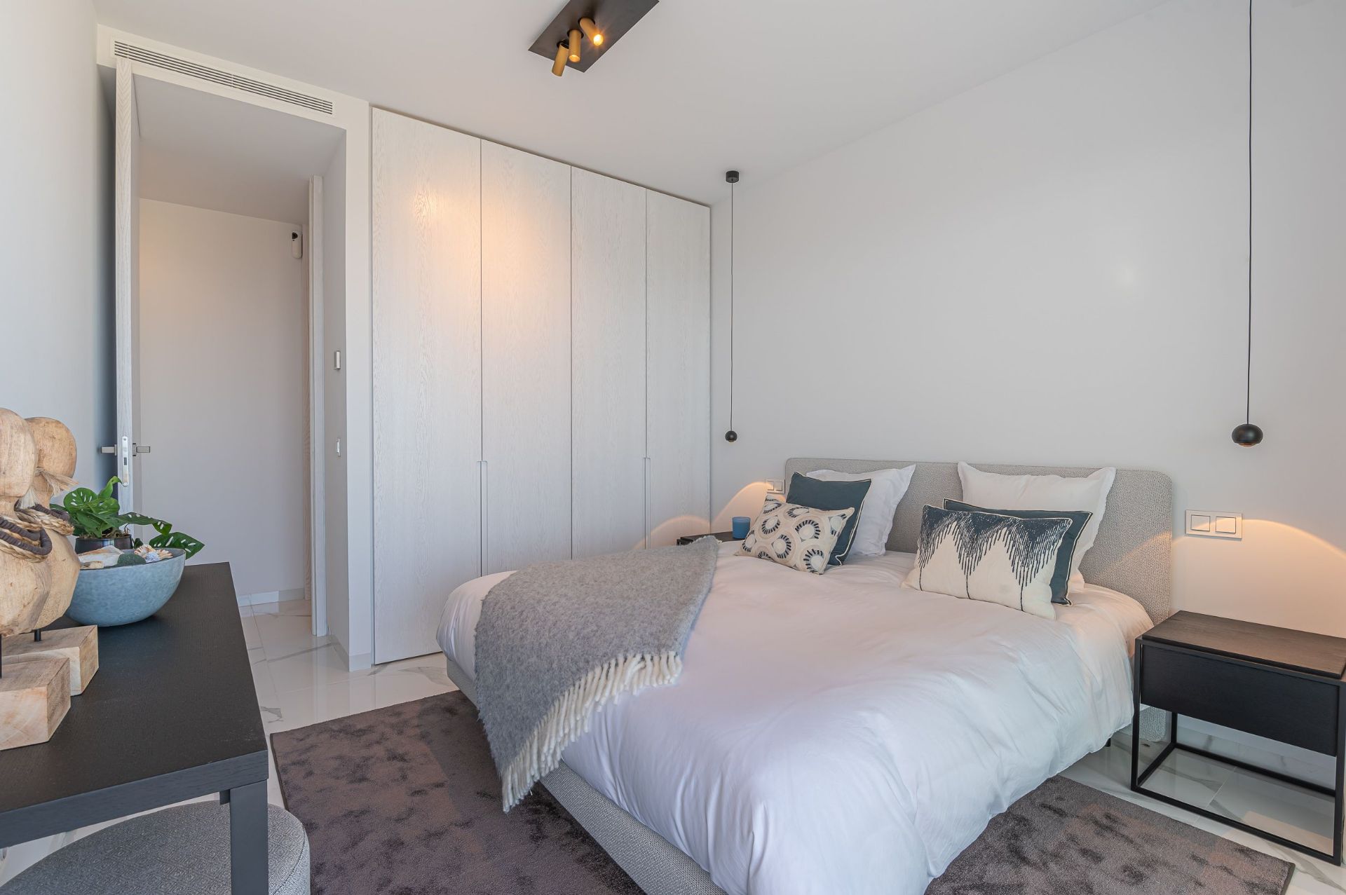 3 Bedroom Apartment in Benahavís - Photo 27