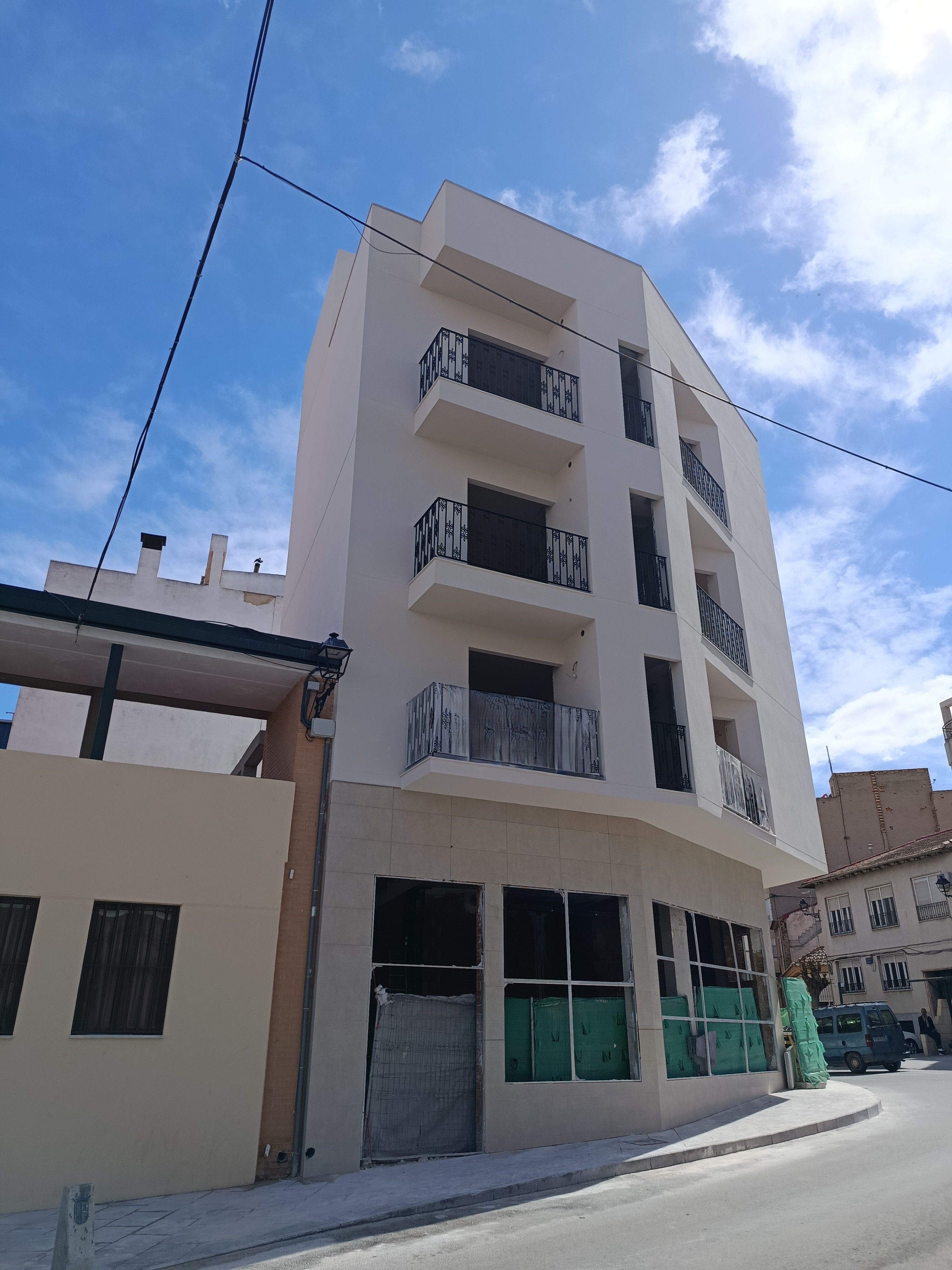 Piso de 2 dormitorios en Alicante – Foto 4