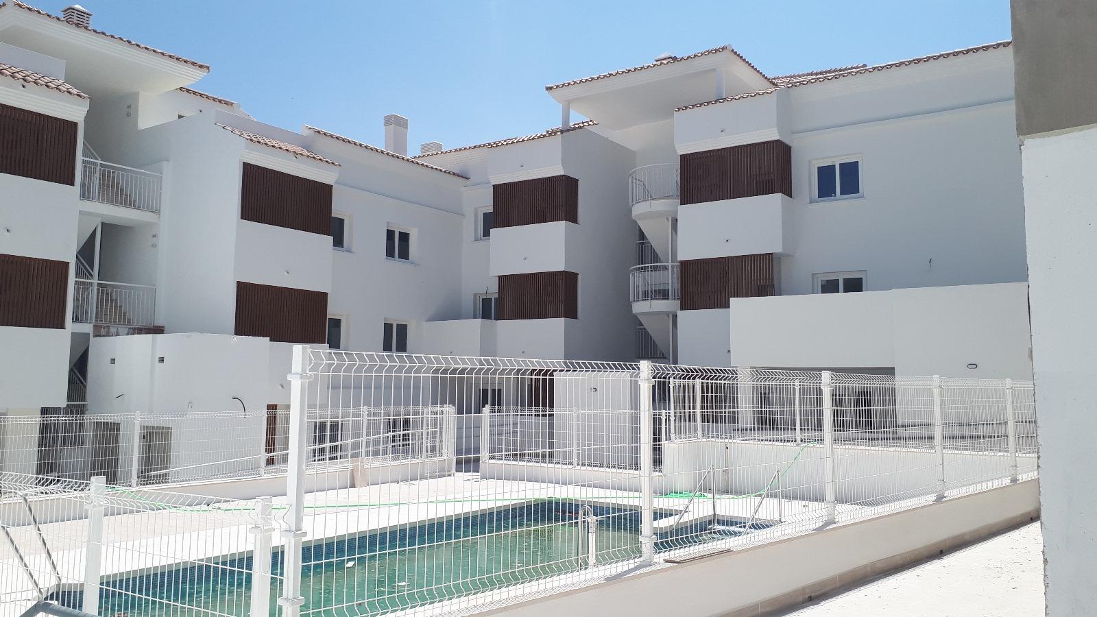3 Bedroom Apartment in Fuengirola - Photo 3