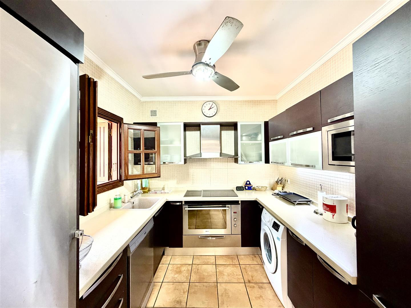 3 Bedroom Villa in Marbella - Photo 9