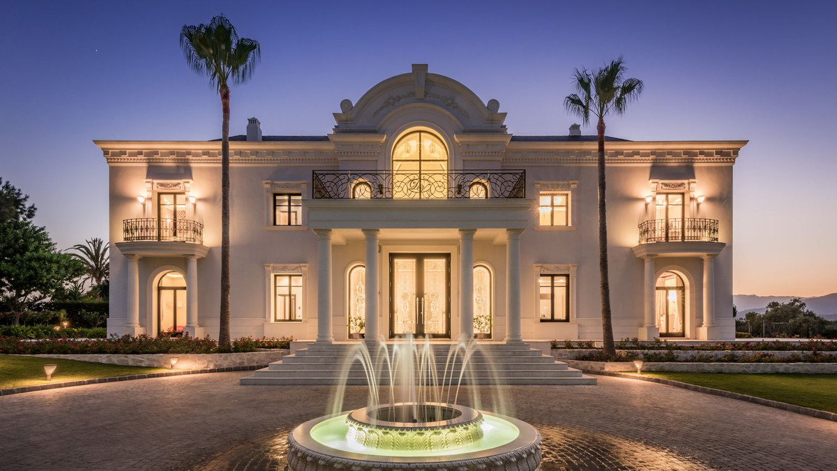 7 Bedroom Villa in Marbella - Photo 47