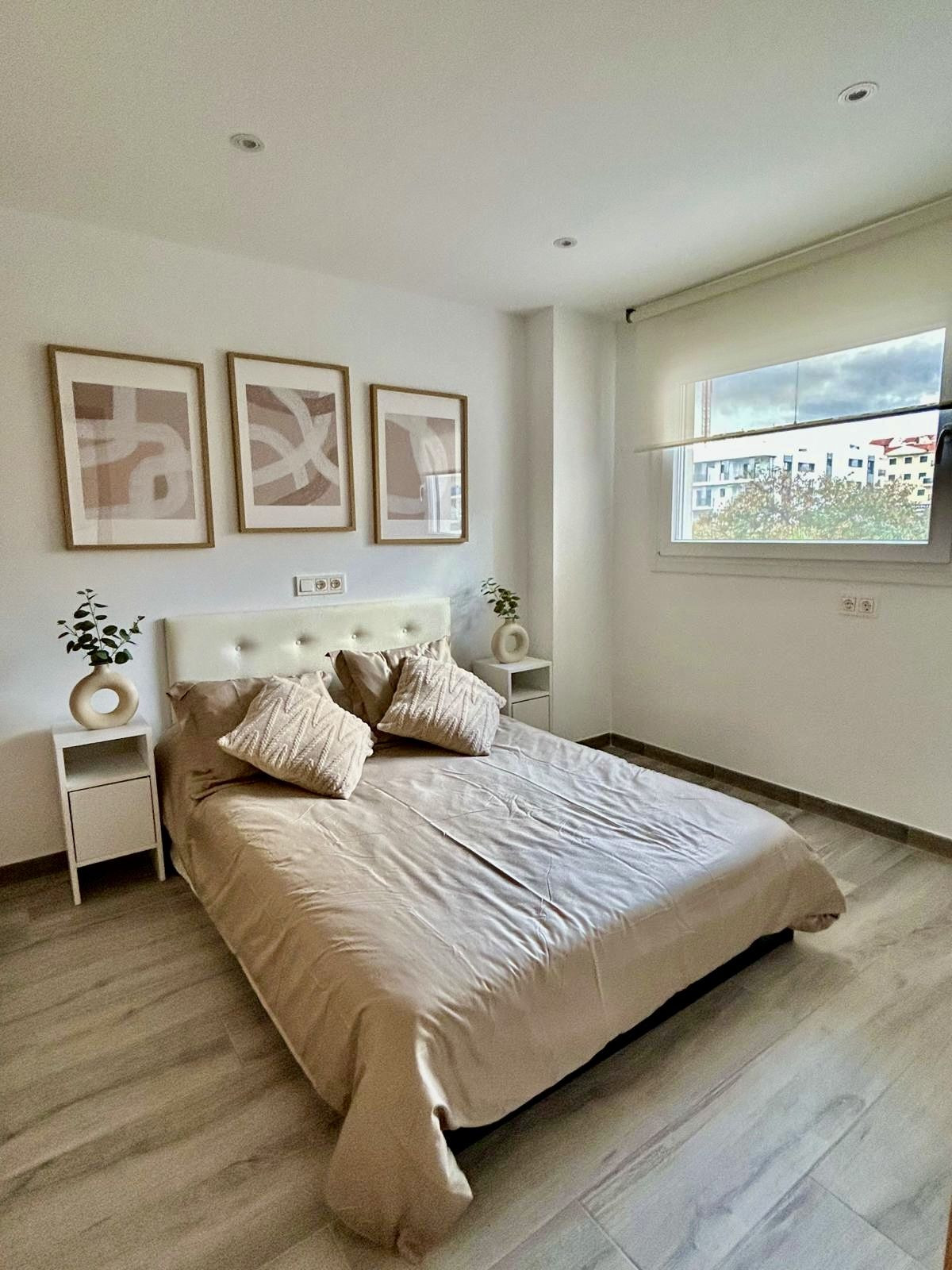 3 Bedroom Apartment in Estepona - Photo 4