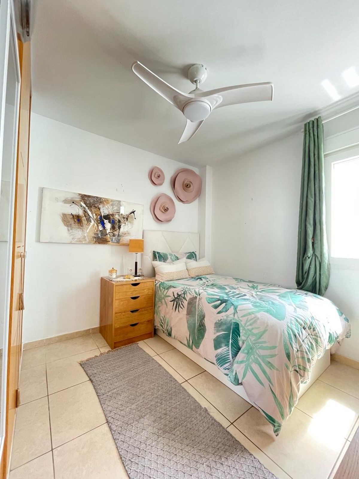 3 Bedroom Apartment in Marbella - Photo 9