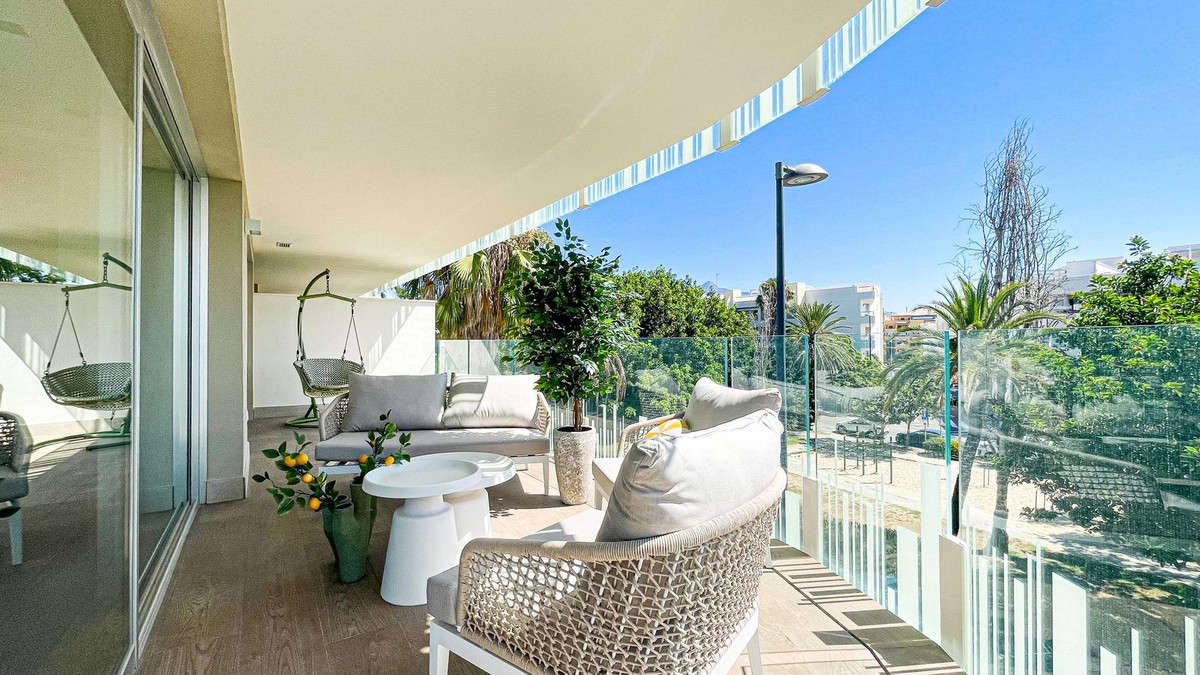 3 Bedroom Apartment in San Pedro de Alcántara - Photo 8