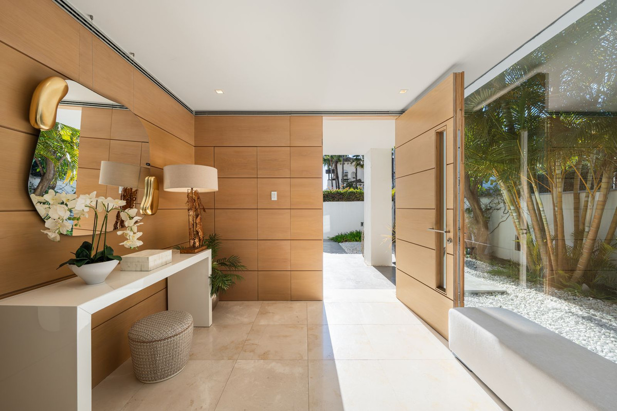 4 Bedroom Villa in Marbella - Photo 15
