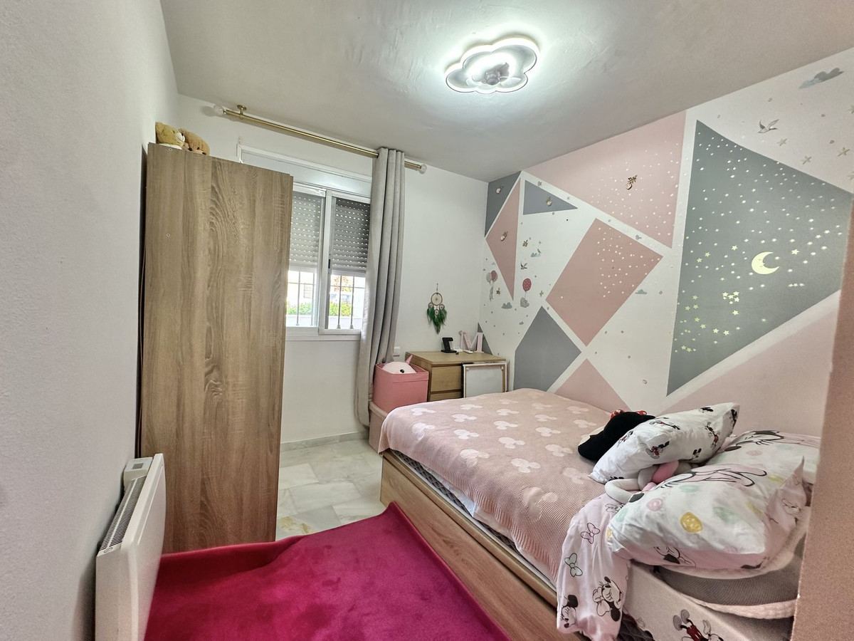 2 Bedroom Apartment in Mijas - Photo 15