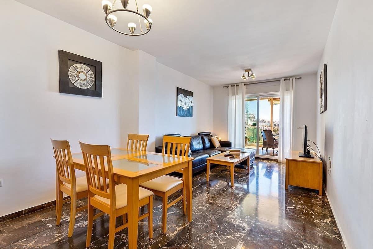 2 Bedroom Apartment in Fuengirola - Photo 17